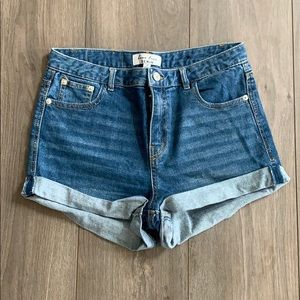 Love Tree Shorts - High waist shorts Love Tree Shorts - High waist shorts